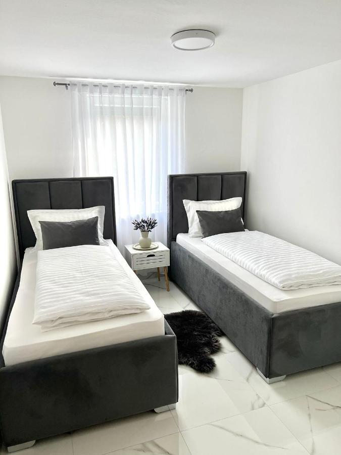 Crystal Racic Villa บีฮัช ภายนอก รูปภาพ